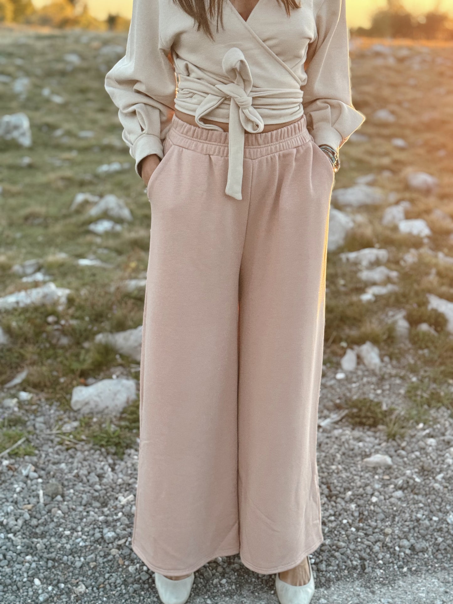 Pulse široke hlače – udobnost i stil u jednom