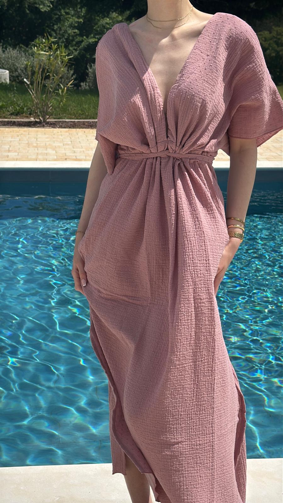 Pulse kimono haljina – bezvremenska elegancija u 100% pamuku