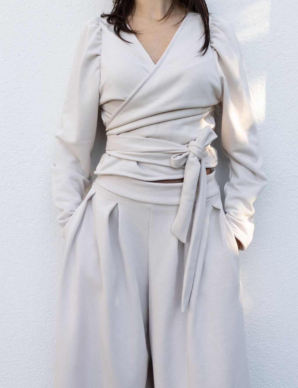 Wrap top i high-waist lounge hlače — Pulse